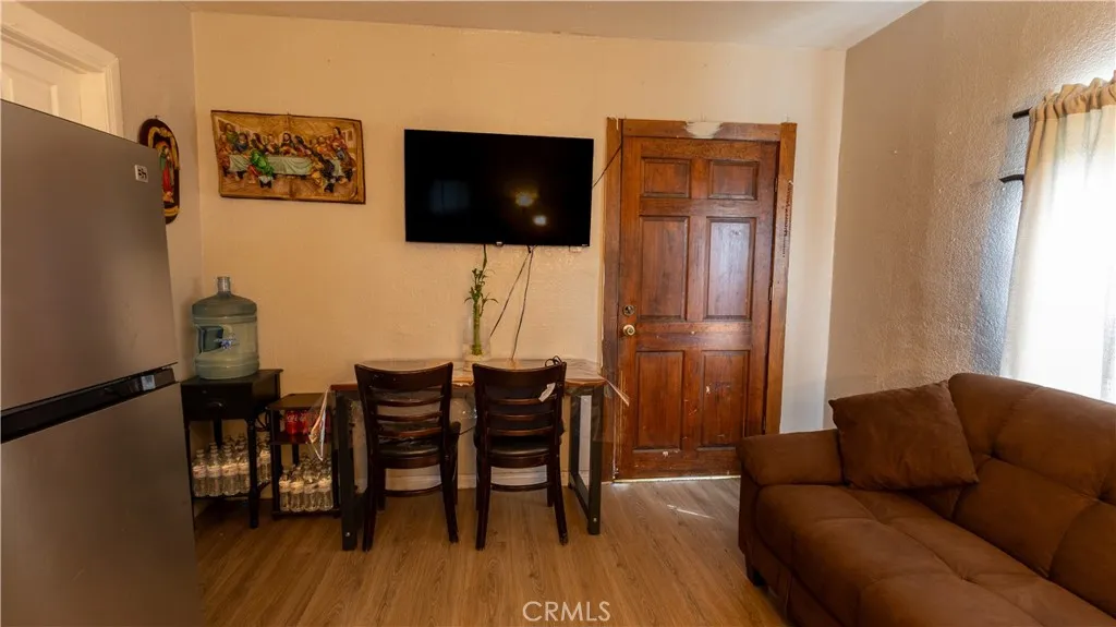 1023 Sentinel Avenue, Los Angeles, California 90063 home-pic-16